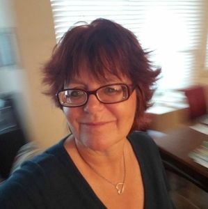 Meet your Posher, Manuela